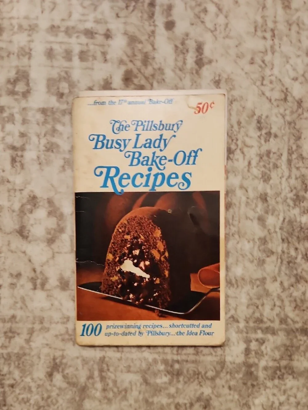 Busy Lady Bake-Off Recipes Cookbook - White & Blue
